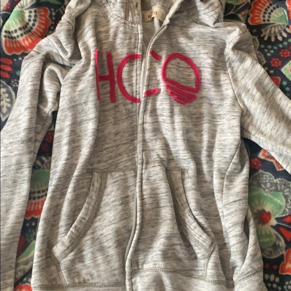 zip up jacket grey and pink on it